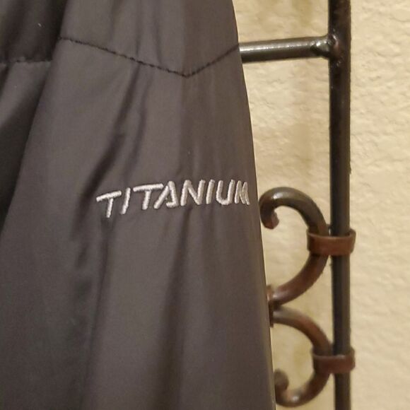 COLUMBIA Women's Puffer Jacket - Size Small - Picture 5 of 10